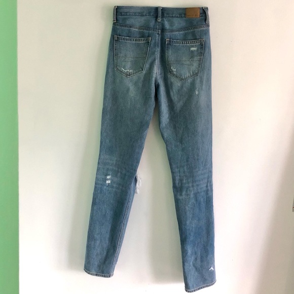 American Eagle Ripped Mom Jeans - Picture 2 of 5